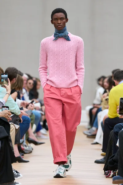 Look 51
